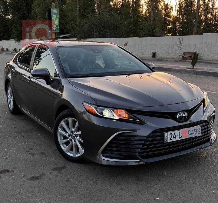 تۆیۆتا کامری